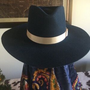 Twister Western Cowboy Hat small